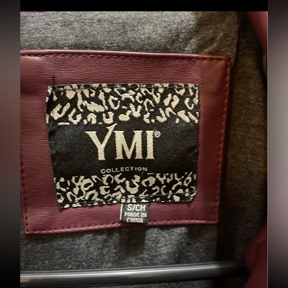 Jacket - Picture 3 of 4